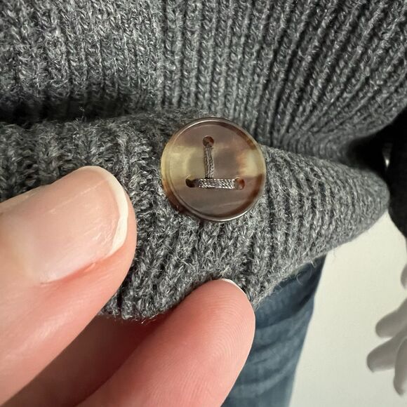 Lafayette 148 Women's Ribbed Cardigan Size S 100% Cashmere Gray Puff Sleeves - Picture 8 of 9